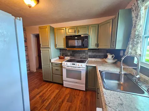507 Florida Ave, Dundee, FL 33838 photo 12