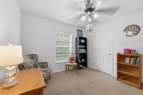 Bedroom - 800 Marietta Ln, Eustis, FL 32726 photo 4 of 6