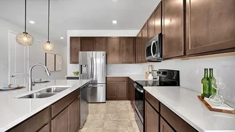 Kitchen - 3941 Southern Vista Loop, Saint Cloud, FL 34772 photo 5 of 6