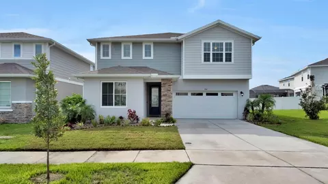 Exterior - 3941 Southern Vista Loop, Saint Cloud, FL 34772 photo 3 of 7