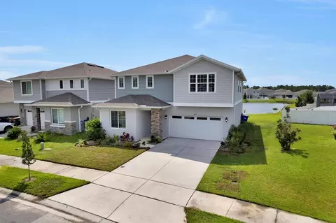 Exterior - 3941 Southern Vista Loop, Saint Cloud, FL 34772 photo 4 of 7