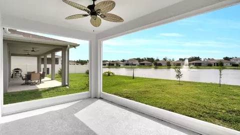 Exterior - 3941 Southern Vista Loop, Saint Cloud, FL 34772 photo 5 of 7