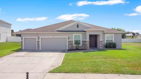 1086 Rock Creek St, Apopka, FL 32712