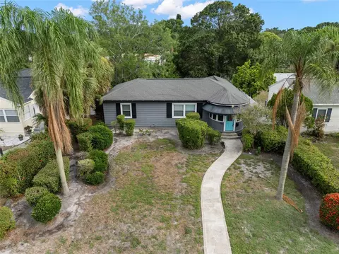 446 37th Ave NE, Saint Petersburg, FL 33704