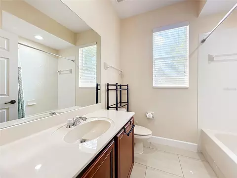 Bath - 656 Postrio Way, Ocoee, FL 34761 photo 8 of 10