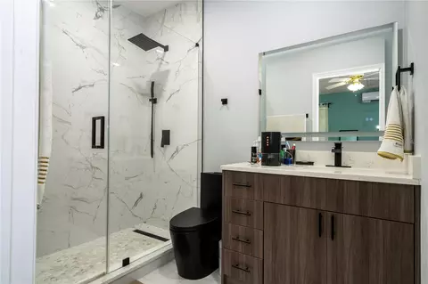 Bath - 10301 Oakview Pointe Ter, Gotha, FL 34734 photo 4 of 10