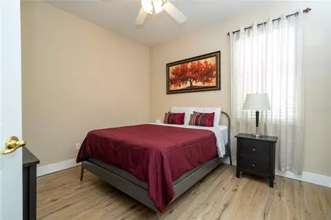 Bedroom - 10301 Oakview Pointe Ter, Gotha, FL 34734 photo 12 of 14