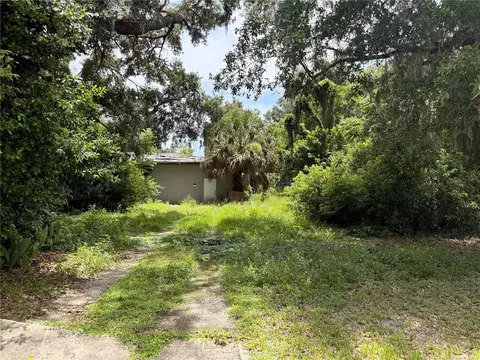 1804 S Maple Ave, Sanford, FL 32771