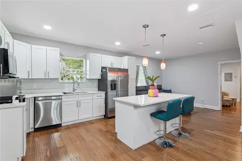 732 E Orange Ave, Eustis, FL 32726