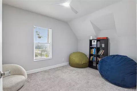 Bedroom - 732 E Orange Ave, Eustis, FL 32726 photo 3 of 4