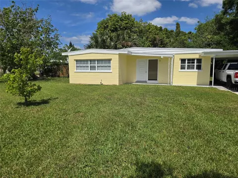 5825 Yucatan Dr, Orlando, FL 32807
