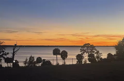 650 W 11th Ave, Mount Dora, FL 32757 photo 4
