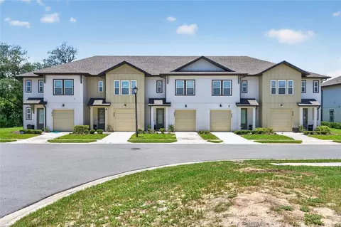 864 Longboat Dr, Davenport, FL 33896