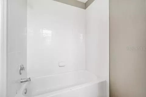 Bath - 1889 Pomegranate Ct, Ocoee, FL 34761 photo 2 of 2