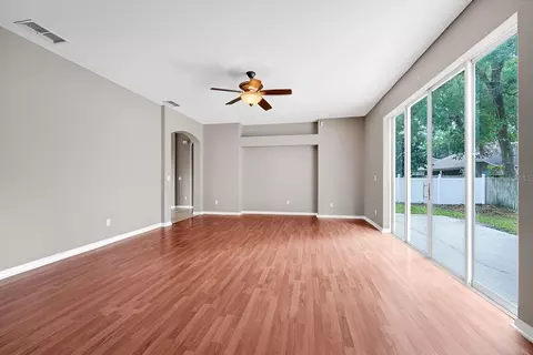 Living - 1889 Pomegranate Ct, Ocoee, FL 34761 photo 2 of 8