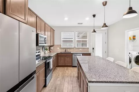 Kitchen - 5133 Sapling Sprout Dr, Orlando, FL 32829 photo 1 of 3