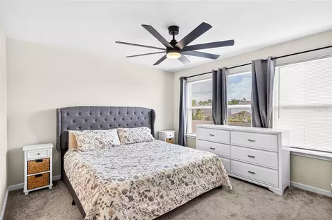 Bedroom - 5133 Sapling Sprout Dr, Orlando, FL 32829 photo 2 of 2