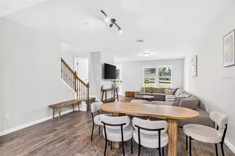Dining - 5133 Sapling Sprout Dr, Orlando, FL 32829 photo 1 of 2