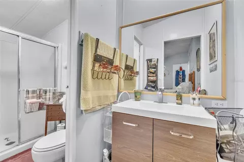 Bath - 2576 Lakota Ln, Saint Cloud, FL 34769 photo 1 of 2