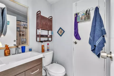 Bath - 2576 Lakota Ln, Saint Cloud, FL 34769 photo 2 of 2