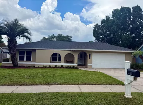 271 Fallen Palm Dr, Casselberry, FL 32707