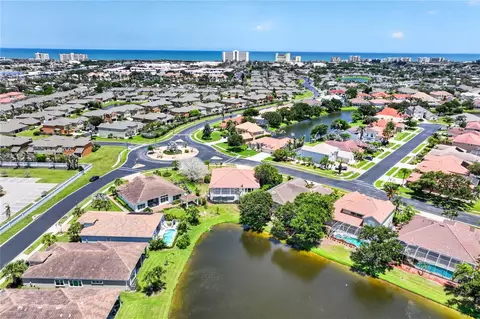 View/Area - 572 Oceanside Blvd, Indialantic, FL 32903 photo 5 of 8