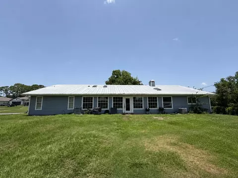 1292 Valleybrook Rd SE, Palm Bay, FL 32909