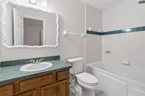 Bath - 2918 Canoe Cir, Saint Cloud, FL 34769 photo 3 of 4