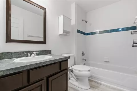 Bath - 2918 Canoe Cir, Saint Cloud, FL 34769 photo 1 of 4