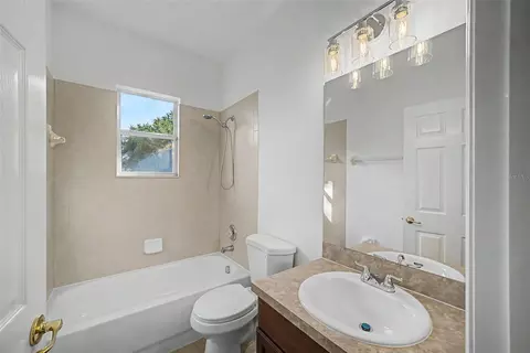 Bath - 6208 Talaria Dr, Windermere, FL 34786 photo 4 of 4
