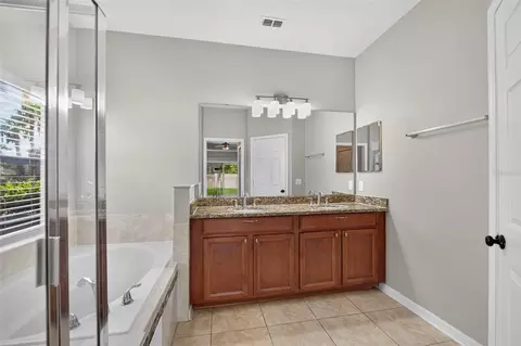 Bath - 3519 Mccormick Woods Dr, Ocoee, FL 34761 photo 2 of 3