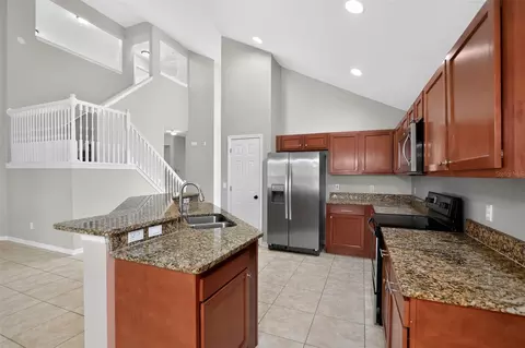Kitchen - 3519 Mccormick Woods Dr, Ocoee, FL 34761 photo 2 of 3
