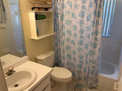 Bath - 821 Sleepy Harbour Dr, Ocoee, FL 34761 photo 3 of 3