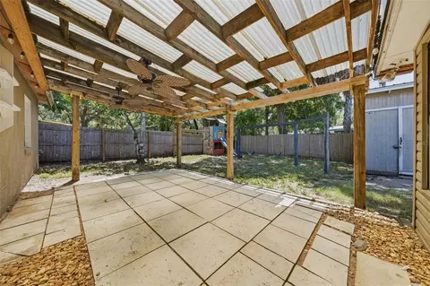 Exterior - 3104 Garden Rd, Eustis, FL 32726 photo 4 of 15