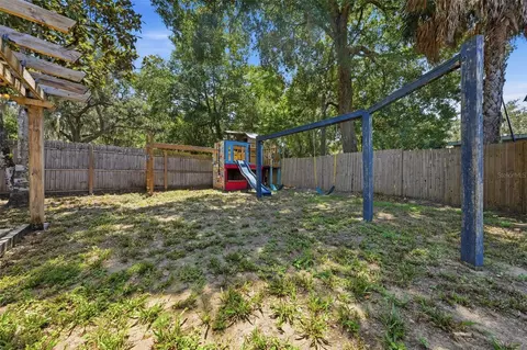 Exterior - 3104 Garden Rd, Eustis, FL 32726 photo 6 of 15