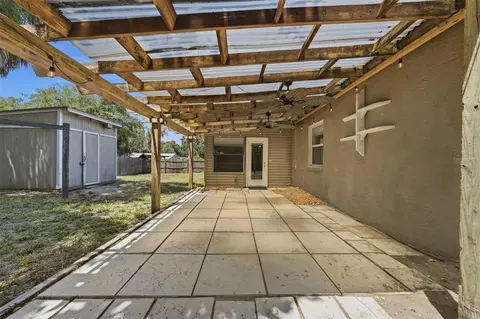 Exterior - 3104 Garden Rd, Eustis, FL 32726 photo 5 of 15