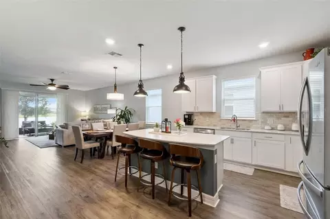 Kitchen - 5141 Chickadee St, Saint Cloud, FL 34771 photo 3 of 4