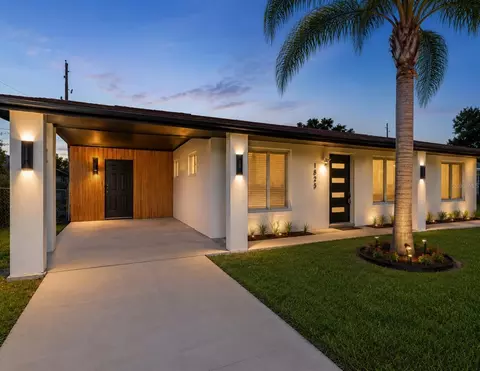 1825 Aaron Ave, Orlando, FL 32811