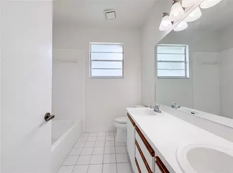 Bath - 12919 Prestwick Dr, Riverview, FL 33579 photo 1 of 4