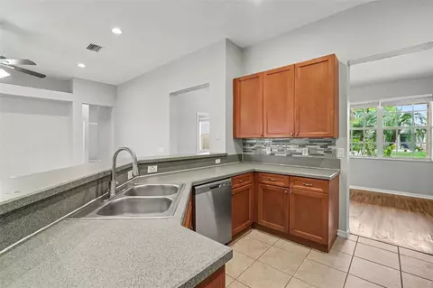 Kitchen - 11432 Laurel Brook Ct, Riverview, FL 33569 photo 2 of 2