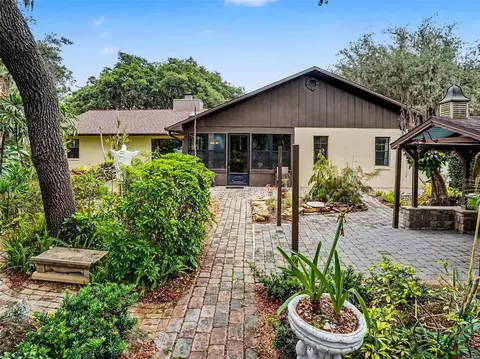 Exterior - 4870 Citrus Oak Ln, Saint Cloud, FL 34771 photo 10 of 13