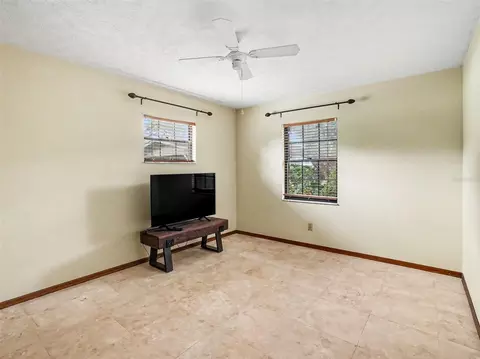 Bedroom - 4870 Citrus Oak Ln, Saint Cloud, FL 34771 photo 4 of 7