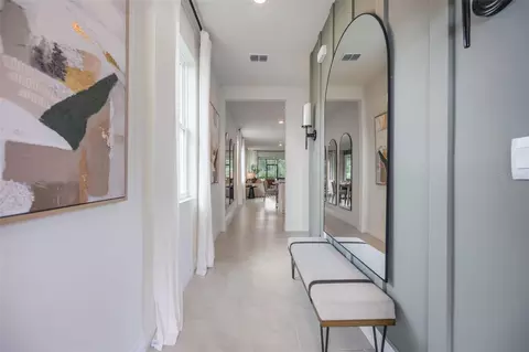 Entry Way - 3953 Kennebunk Loop, Mount Dora, FL 32757 photo 3 of 8