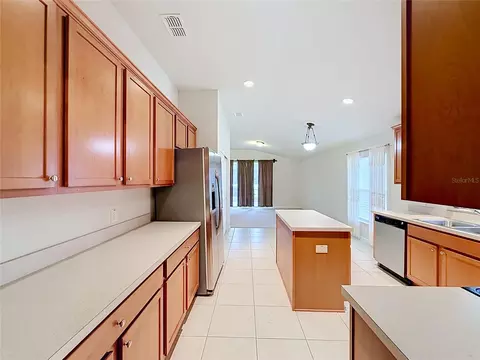 Kitchen - 5669 SW 40th St, Ocala, FL 34474 photo 1 of 8