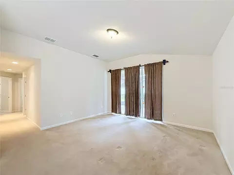 Living - 5669 SW 40th St, Ocala, FL 34474 photo 8 of 10