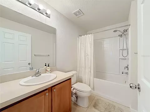Bath - 5669 SW 40th St, Ocala, FL 34474 photo 5 of 6
