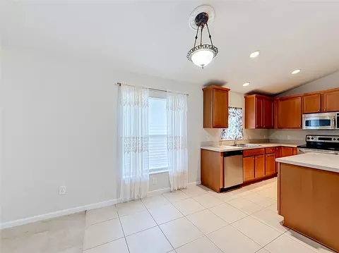 Kitchen - 5669 SW 40th St, Ocala, FL 34474 photo 7 of 8