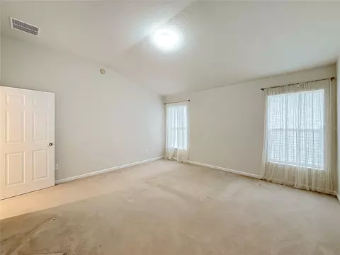 Bedroom - 5669 SW 40th St, Ocala, FL 34474 photo 6 of 16