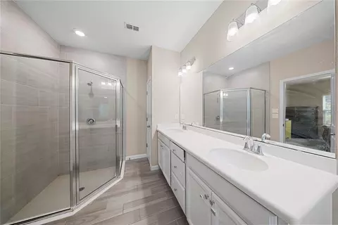 Bath - 136 Montserrat Dr, Saint Augustine, FL 32092 photo 1 of 2