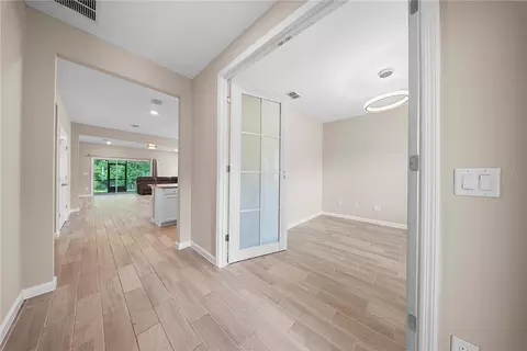 Entry Way - 136 Montserrat Dr, Saint Augustine, FL 32092 photo 2 of 2